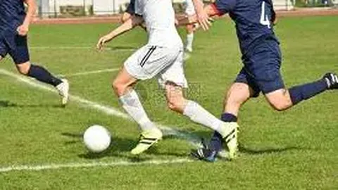 特維斯遇枪击，与随行安保发生交火